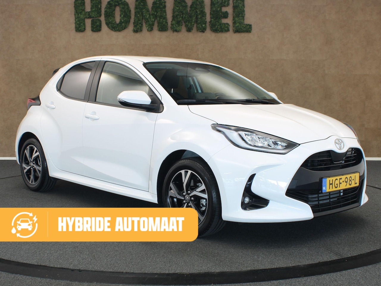 Toyota Yaris - 1.5 Hybrid 115 Dynamic - ORIGINEEL NEDERLANDSE AUTO - AFKOMSTIG VAN 1E EIGENAAR - NAVIGATI - AutoWereld.nl