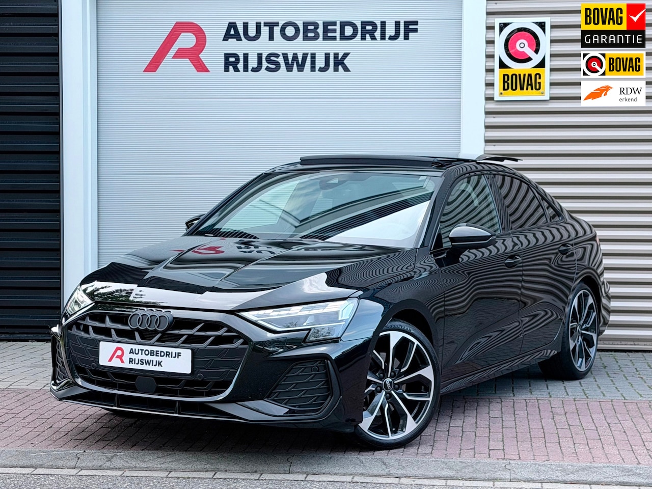 Audi A3 Limousine - 35 TFSI S-Line Pano/Matrix/Sonos/HuD - AutoWereld.nl