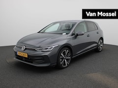 Volkswagen Golf - 1.5 eHybrid Life Edition SoH 100% | Navigatie | Airco | Parkeersensoren | Camera | Cruise