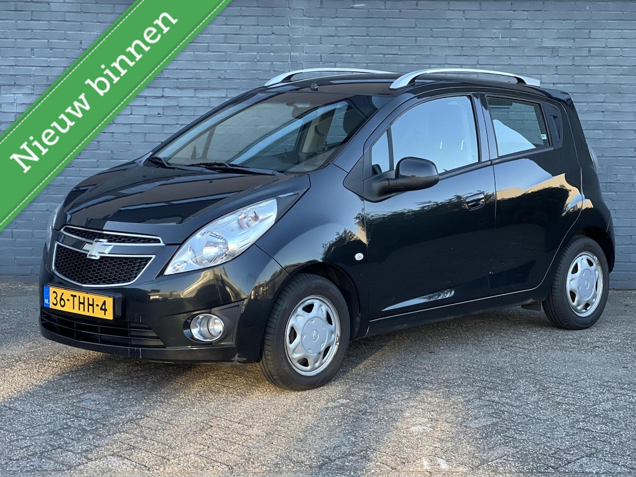 Chevrolet Spark - 1.0 16V LT Airco Nieuwe Apk NAP 5DRS - AutoWereld.nl