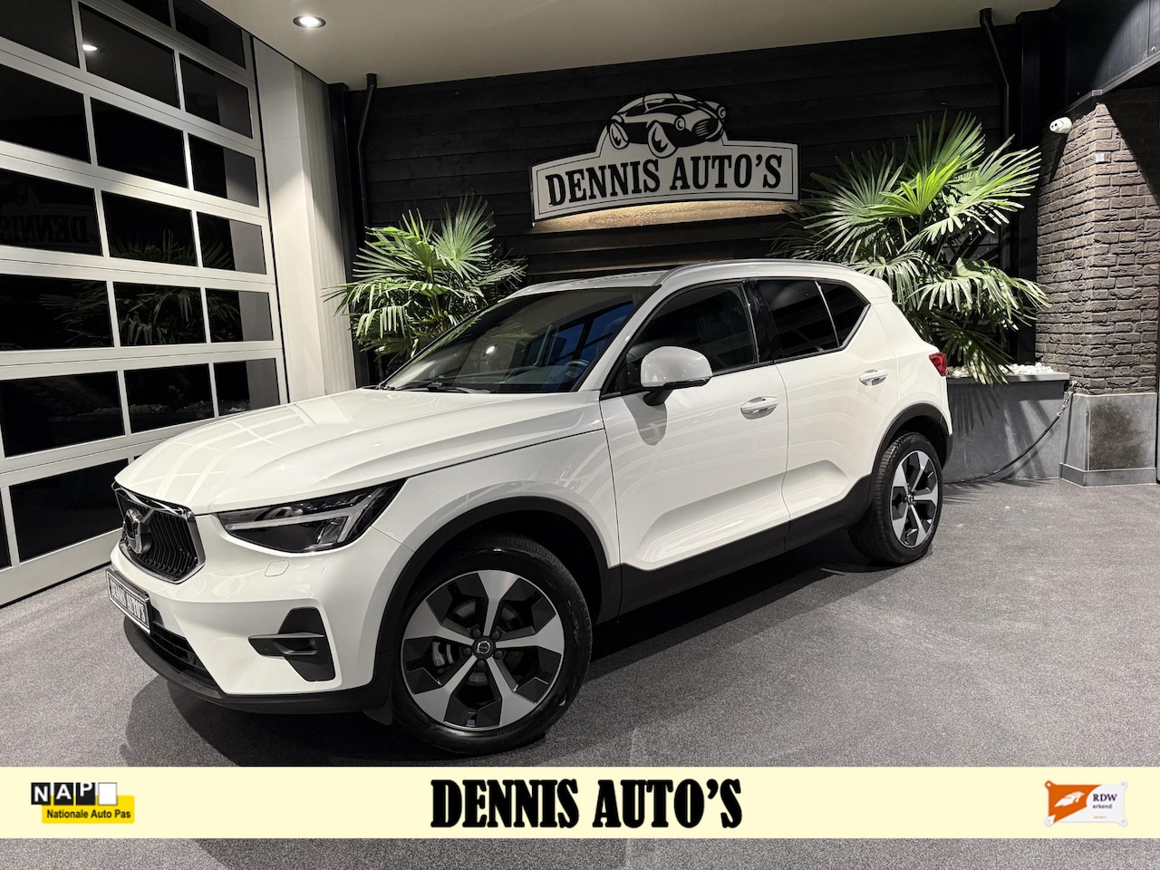 Volvo XC40 - 1.5 Core Autom Apple CarPlay Stoel-Stuur Verw - AutoWereld.nl