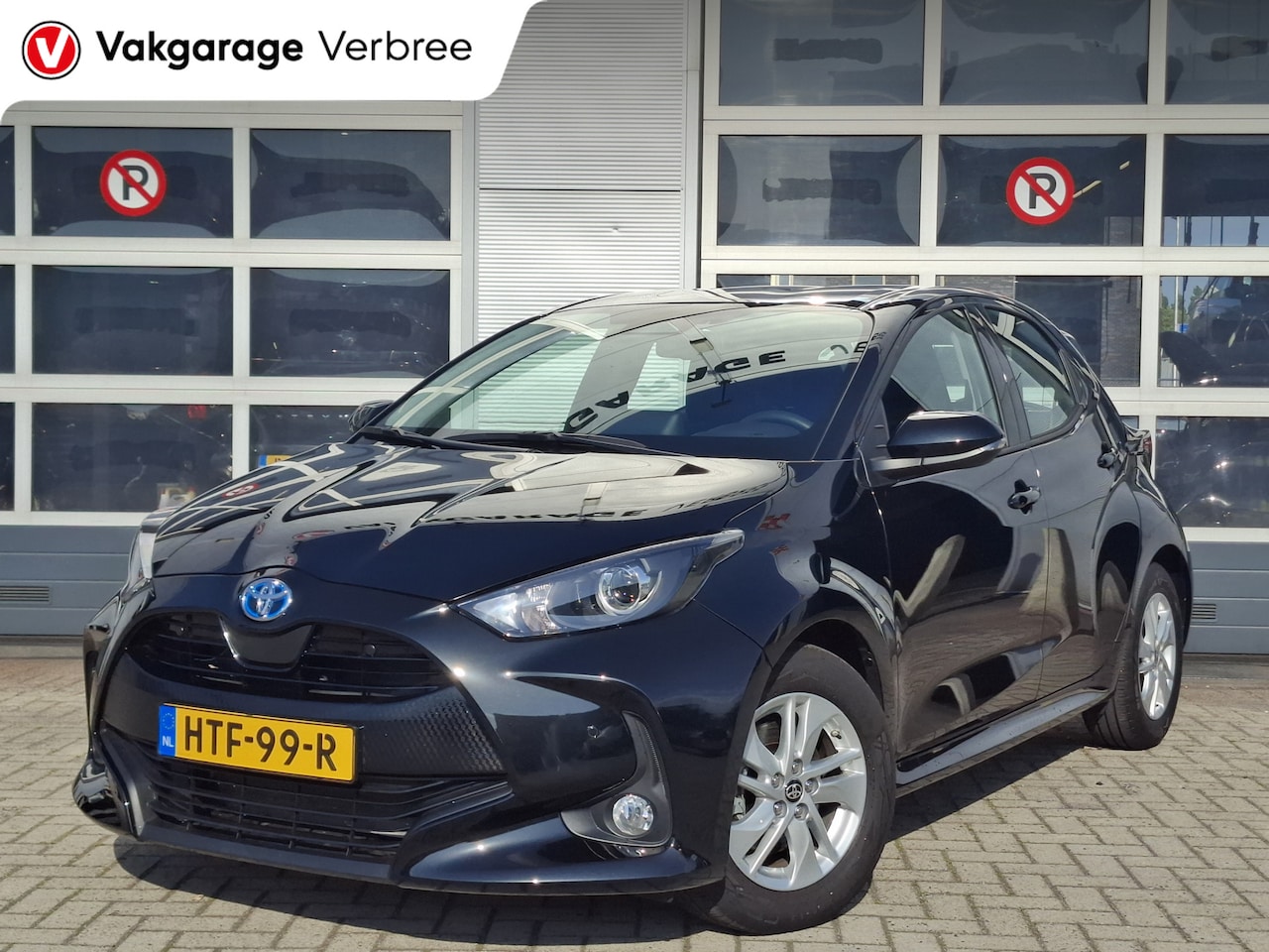 Toyota Yaris - 1.5 Hybrid 115 Active | Android Auto/Apple Carplay | LM Velgen 15" | Voorstoelen Verwarmd - AutoWereld.nl