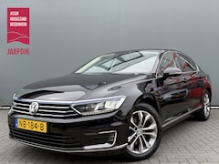 Volkswagen Passat - BWJ 2016 1.4 TSI GTE 231 PK Connected Series TREKHAAK | FULL LED | CARPLAY + ANDROID | NAV