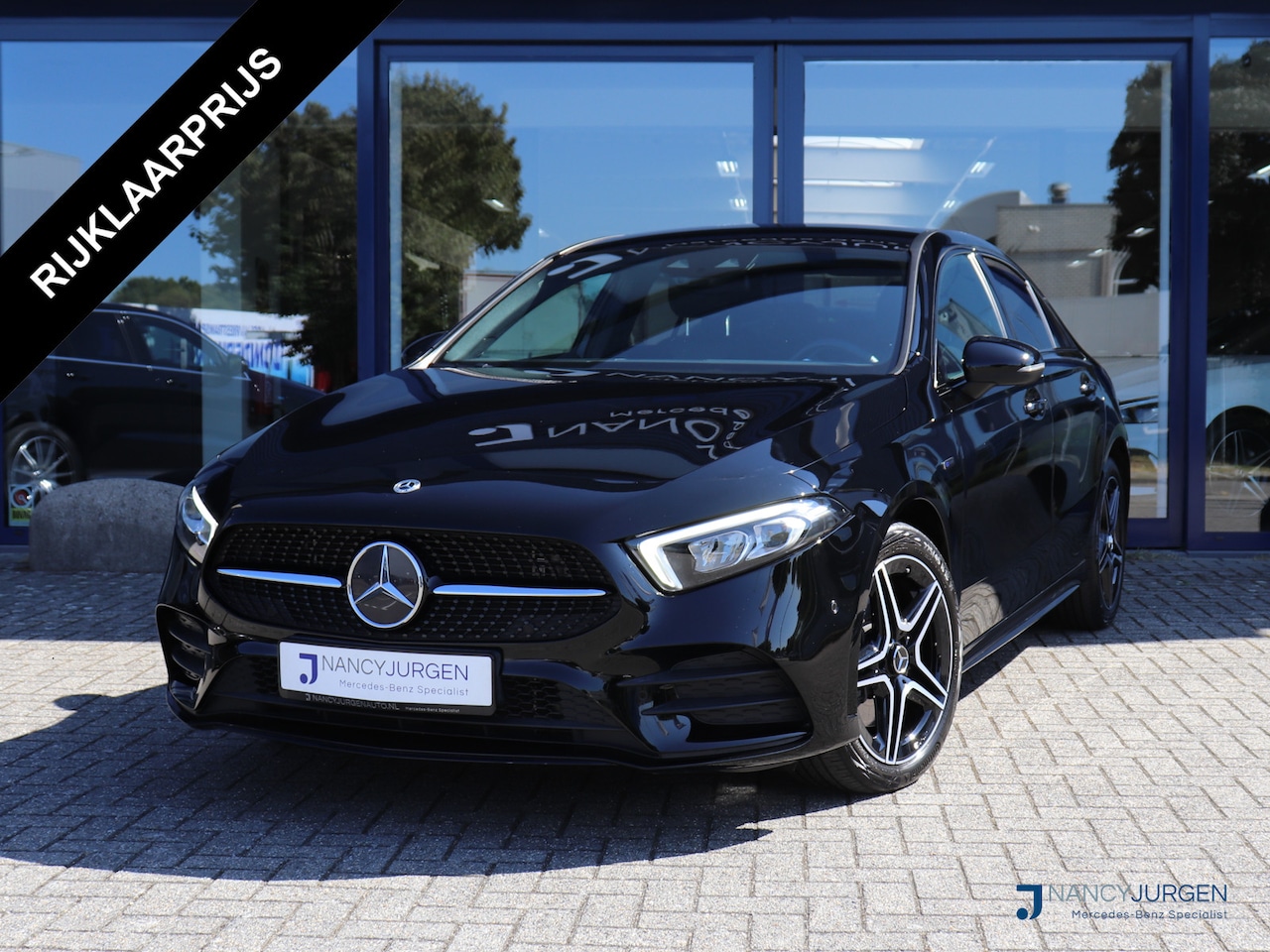 Mercedes-Benz A-klasse - 250 e Business | AMG | 8G Aut. | MBUX | Night Pakket | Ambiente | Apple Car Play/Android A - AutoWereld.nl
