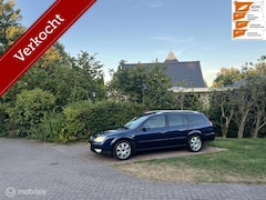 Ford Mondeo Wagon - 2.0-16V Ghia Executive bj 2004