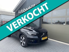 Volvo XC40 - 1.5 T5 Recharge Dark pano trekhaak stoelverwarming facelift