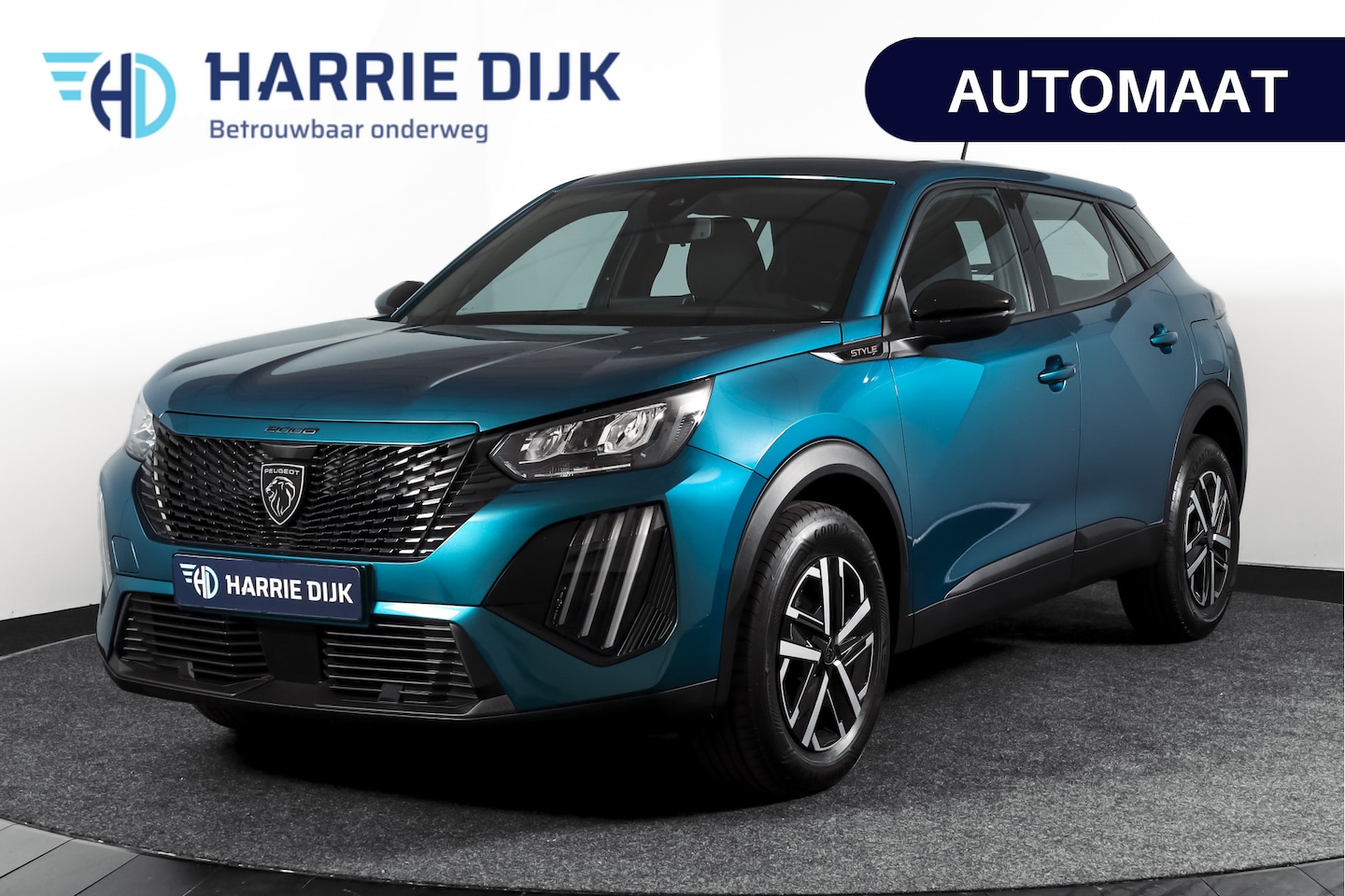 Peugeot 2008 - 1.2 Hybrid 136 Style | Cruise | PDC | App. Connect | ECC | 8066 - AutoWereld.nl