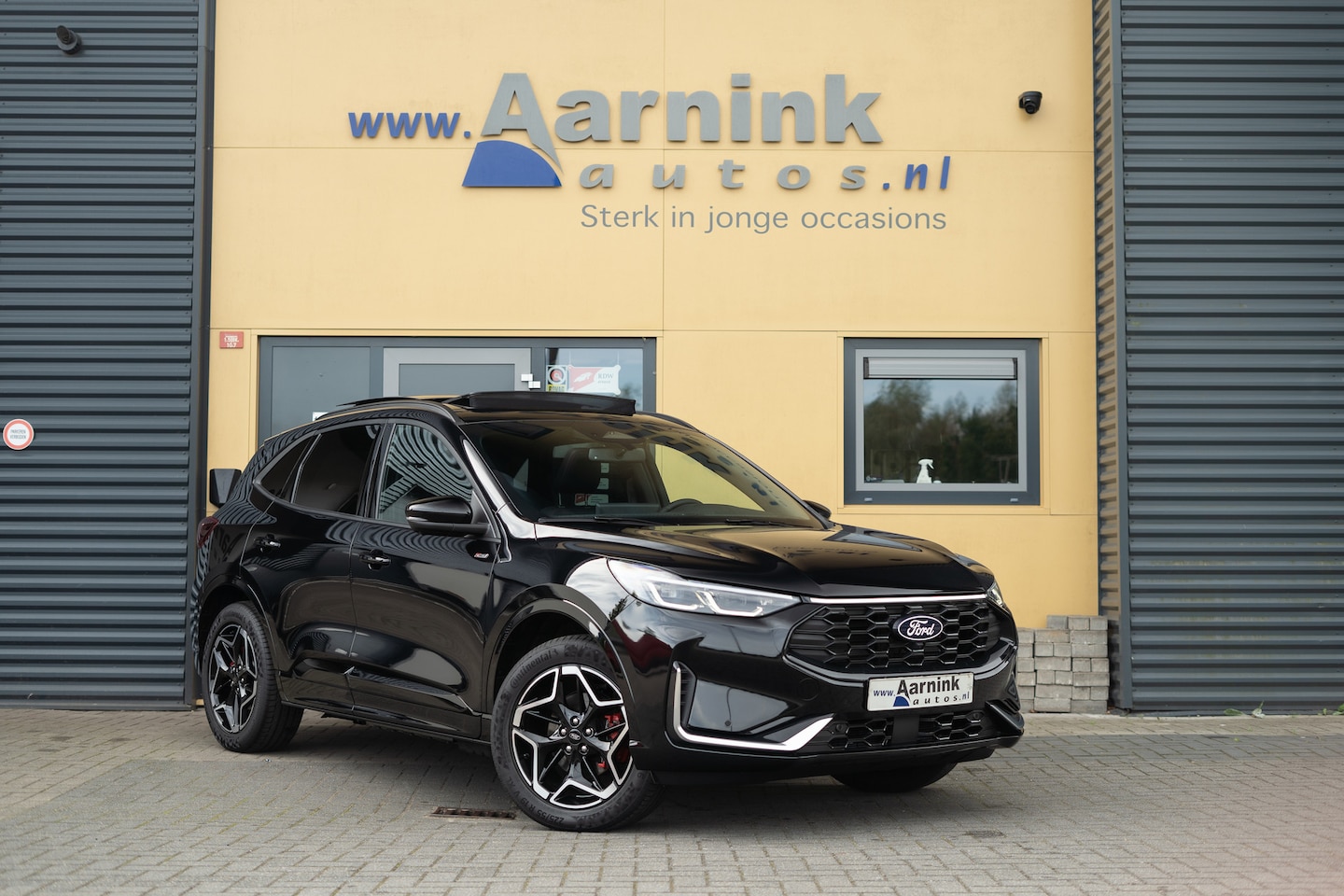 Ford Kuga - 2.5 St line X 243 pk Phev, driver pack, technopack, panaoramadak, trekhaak, B&O sound, 19 - AutoWereld.nl