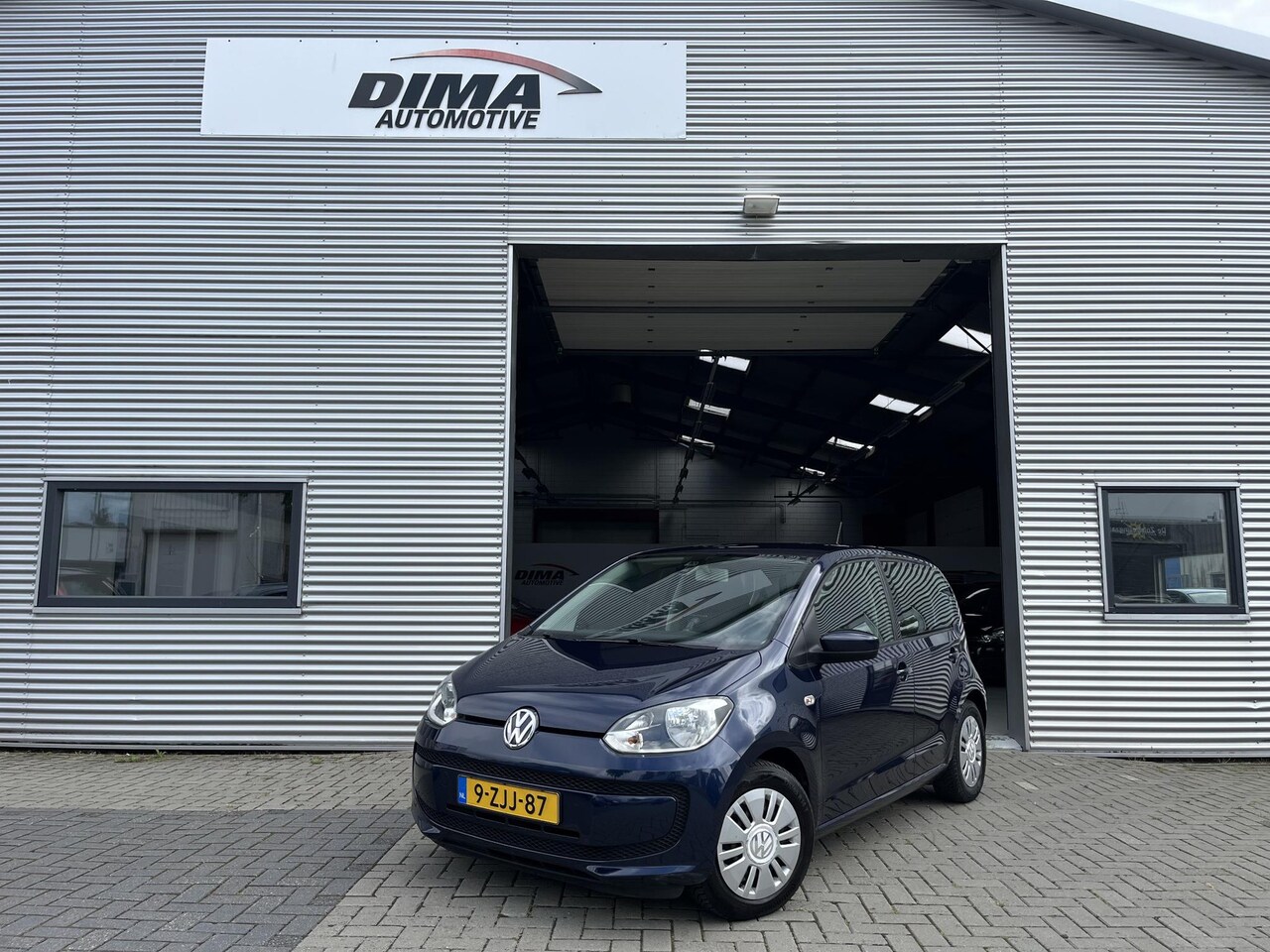 Volkswagen Up! - 1.0 move up! BlueMotion Airco / Trekhaak - AutoWereld.nl