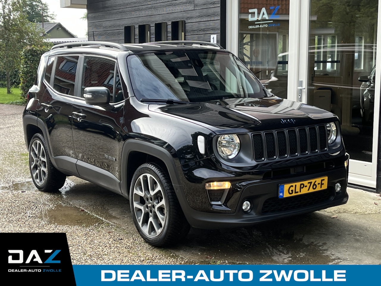 Jeep Renegade - 4xe 240 Plug-in Hybrid Electric S Aut/Ecc/Navi/Pdc - AutoWereld.nl