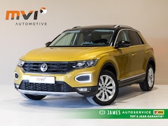Volkswagen T-Roc - 1.5 TSI Sport / 150pk / Panorama dak / Trekhaak / Achteruitrij camera /