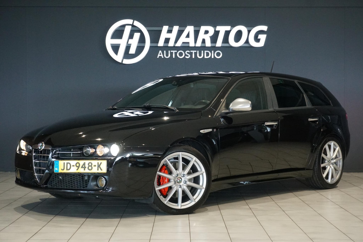 Alfa Romeo 159 Sportwagon - 3.2 JTS Q4 TI V6 260PK *HANDGESCHAKELD* + AFN. TREKHAAK - AutoWereld.nl