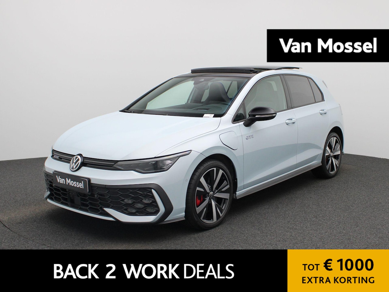 Volkswagen Golf - 1.5 eHybrid GTE | Automaat | Panoramadak | Navigatie | Apple Carplay / Android Auto | Trek - AutoWereld.nl