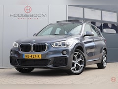 BMW X1 - sDrive20i M-Sport / Panoramadak / Leder / Cruise / PDC