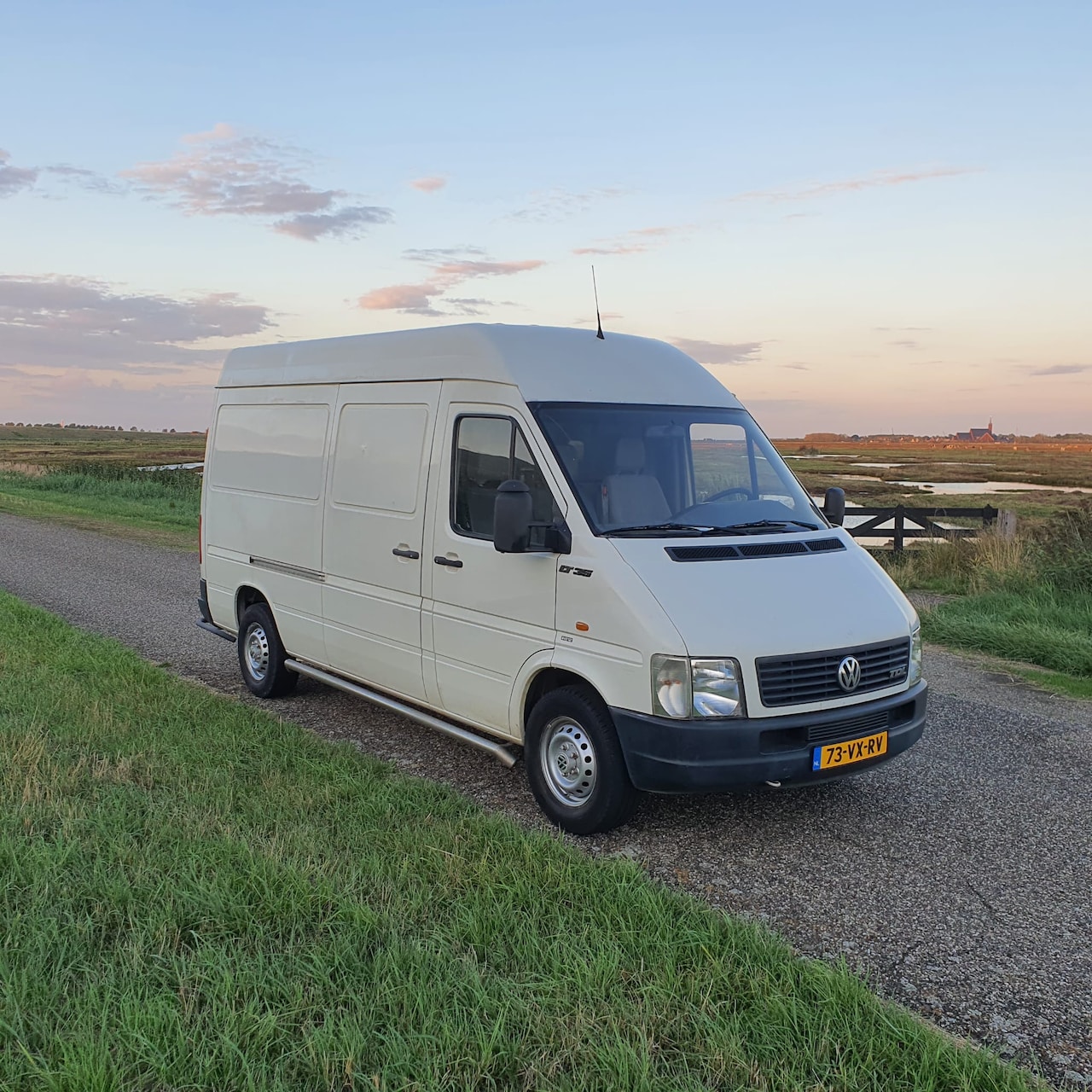Volkswagen LT - 35A 2.5 TDI Baseline lang L2H2 - AutoWereld.nl