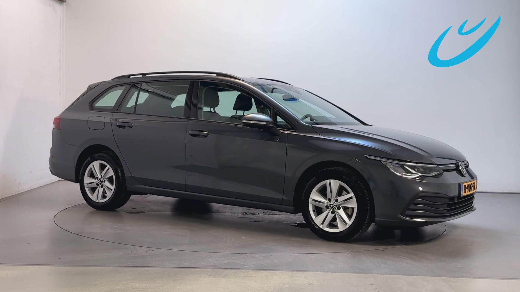 Volkswagen Golf Variant - 1.0 TSI 110pk Life Sfeerverlichting Parkeersensoren Navigatie DAB+ - AutoWereld.nl
