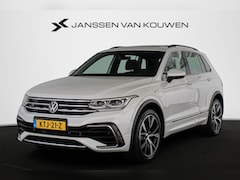 Volkswagen Tiguan - 1.4 TSI eHybrid R-Line Business+ Pano Trekhaak 360-Camera 20" Winterpakket