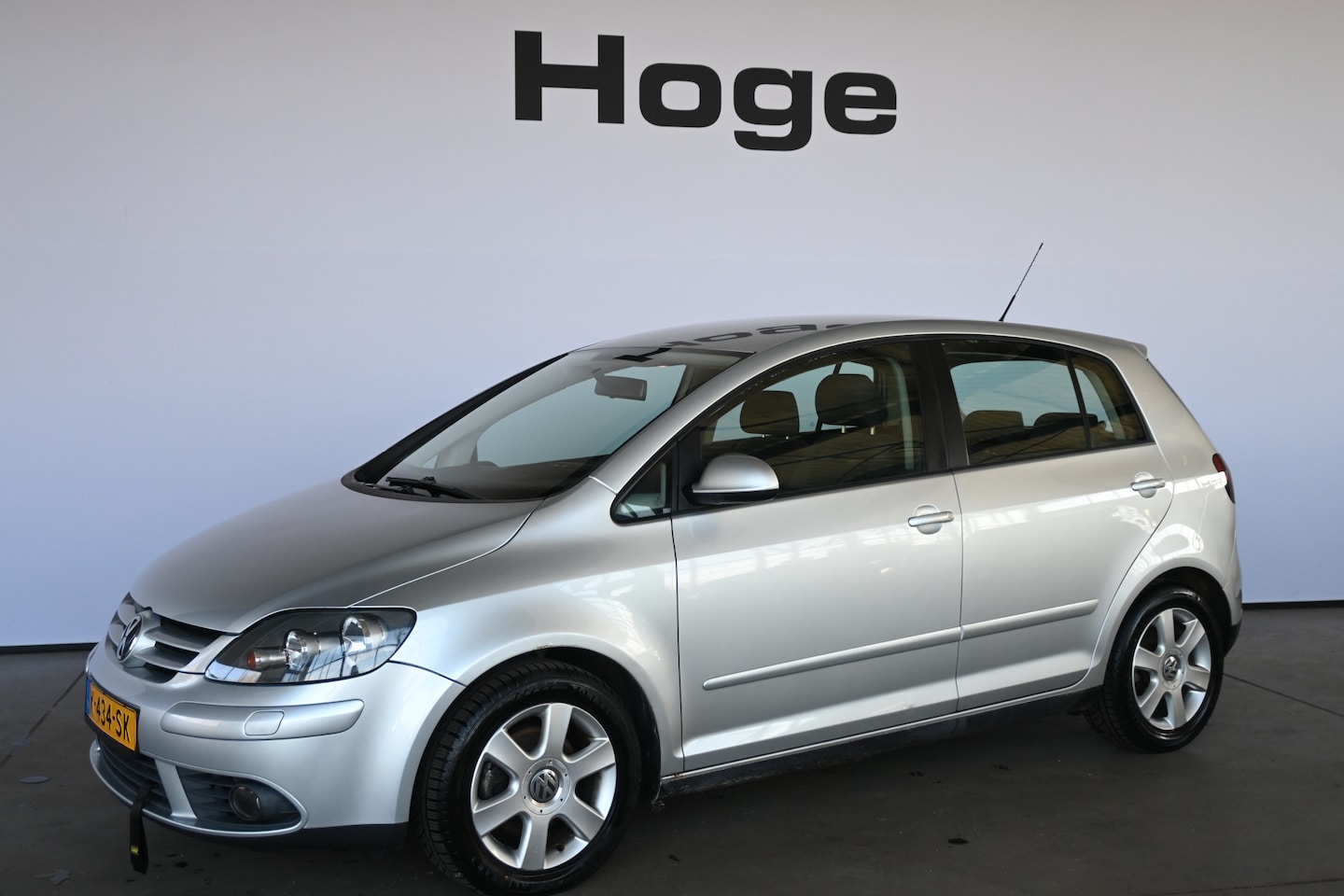 Volkswagen Golf Plus - 2.0 FSI Comfortline Clima Cruise Control Trekhaak All in Prijs! Inruil Mogelijk! - AutoWereld.nl