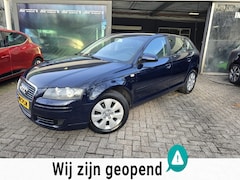 Audi A3 Sportback - 1.6 FSI Attraction | NIEUWE APK | AIRCO | 4x NW BANDEN | LMV | ELEC PAKKET |