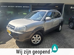 Hyundai Tucson - 2.0i Dynamic | NIEUWE APK |3/6 OF 12 MND GARANTIE | AIRCO | ELEC RAMEN |