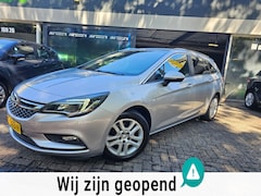Opel Astra Sports Tourer - 1.0 Business+ | 2E EIGENAAR | NW APK | STOELVERWARMING | TREKHAAK | LMV |