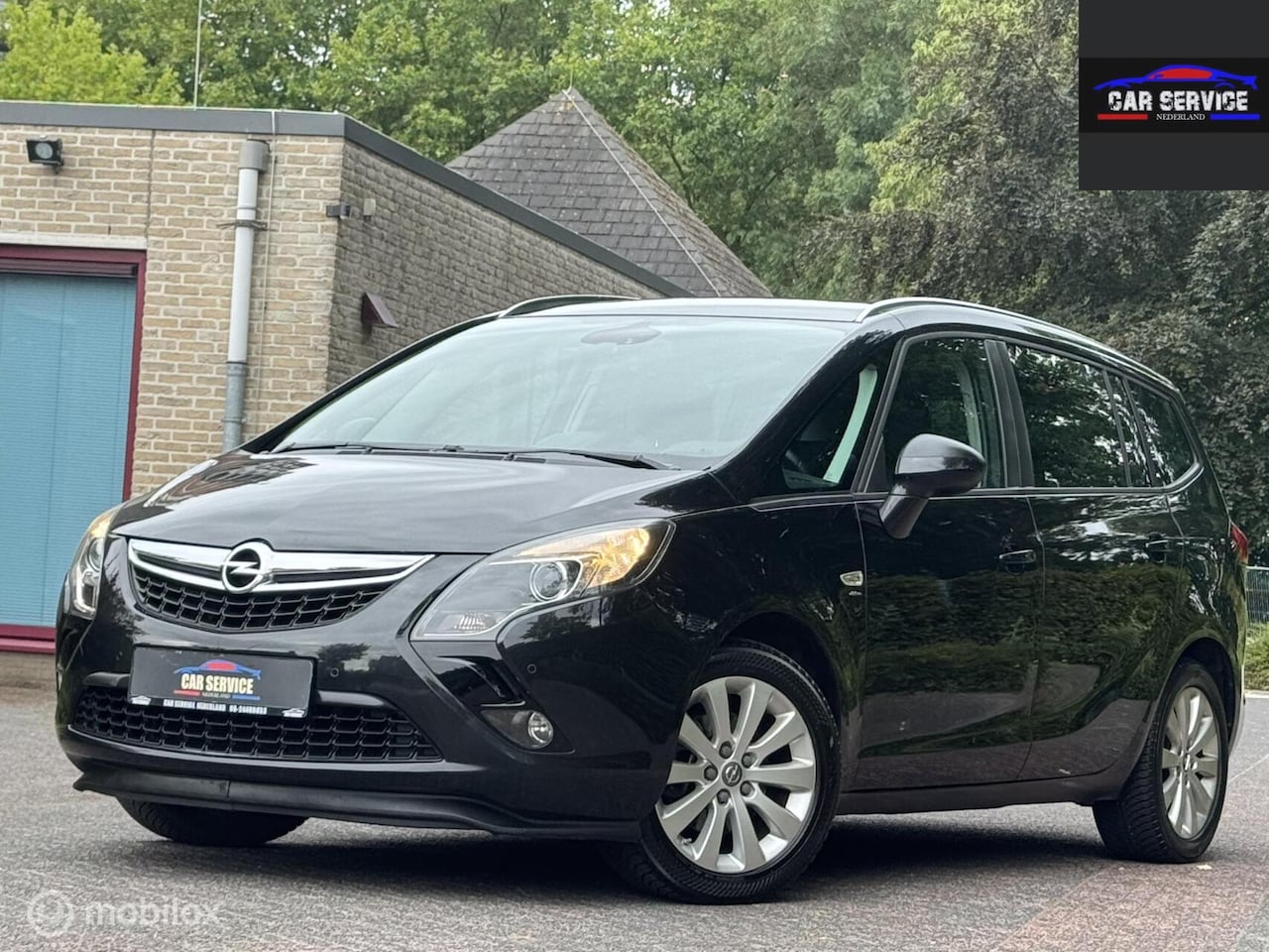 Opel Zafira Tourer - 1.4 Business+ 7p./CAMERA/NAVI/PDC/STLVW/ - AutoWereld.nl