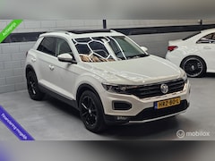 Volkswagen T-Roc - 1.5 TSI DSG Automaat Sport Pano