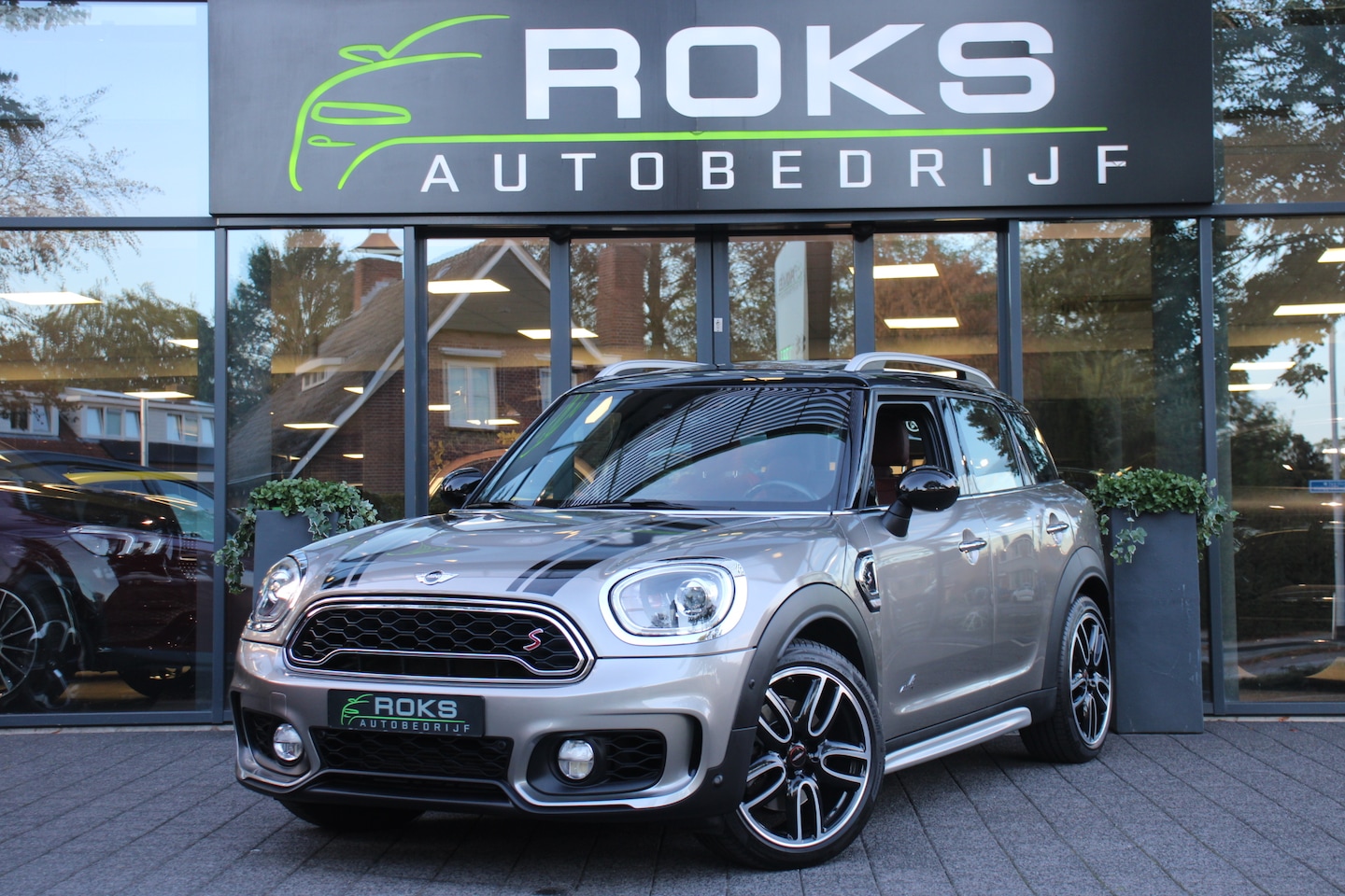 MINI Countryman - 2.0 Cooper S ALL4 Chili JCW Camera/Leder/Headup/HarmanKardon/Panoramadak/19inch - AutoWereld.nl