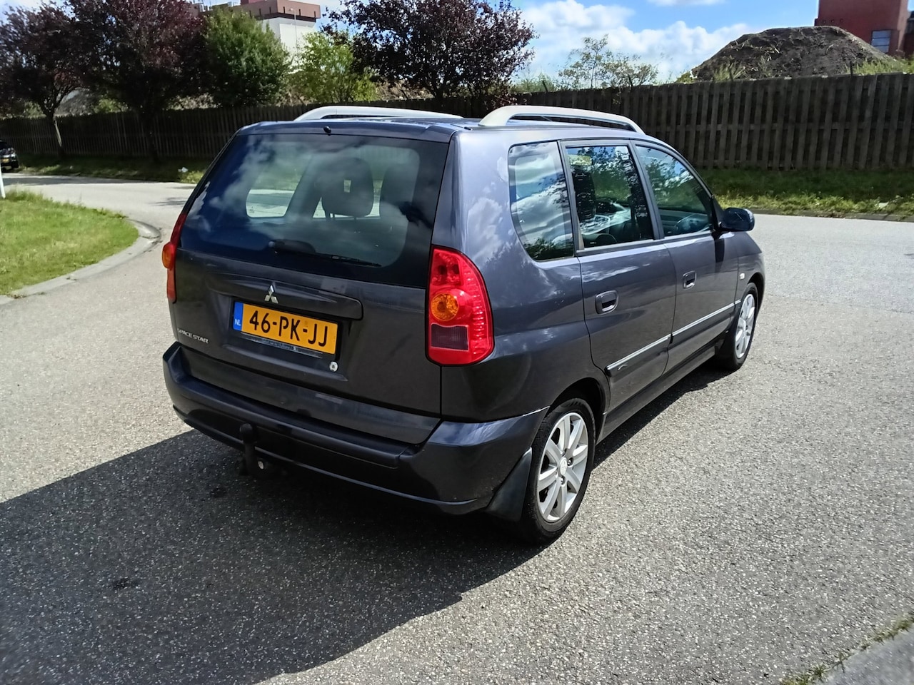 Mitsubishi Space Star - 1.8 Instyle Silver AIRCO