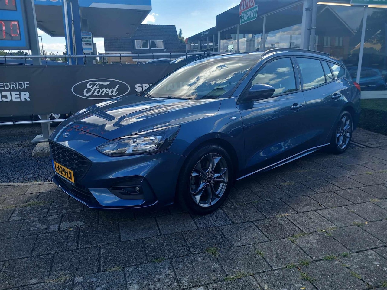 Ford Focus Wagon - 1.0 EcoBoost 125pk ST-Line Wagon - AutoWereld.nl