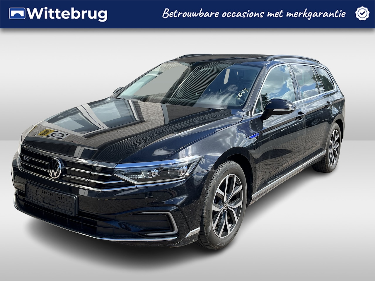 Volkswagen Passat Variant - 1.4 TSI PHEV GTE Business / AUTOMAAT/ PANO/ TREKHAAK/ CRUISE/ NAVI/ APP-CONNECT/ 360 CAMER - AutoWereld.nl