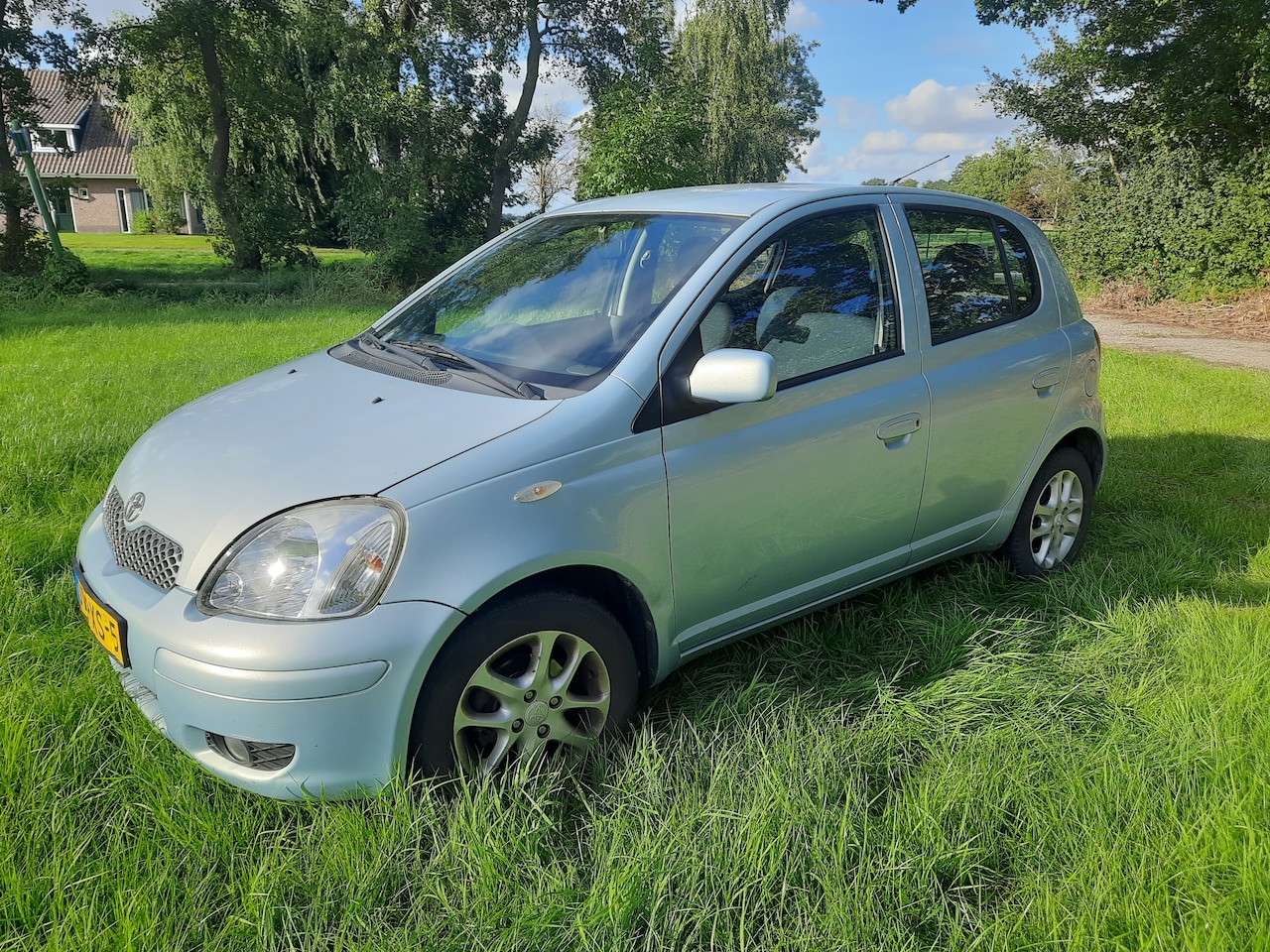 Toyota Yaris - 1.3 VVT-i Terra - AutoWereld.nl