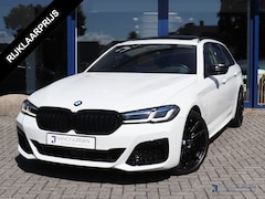 BMW 5-serie Touring - 530i xDrive | 4WD | M-Sport | Pano | Luchtvering | Leder | Ambiente Verlicht. | 20" M Velg