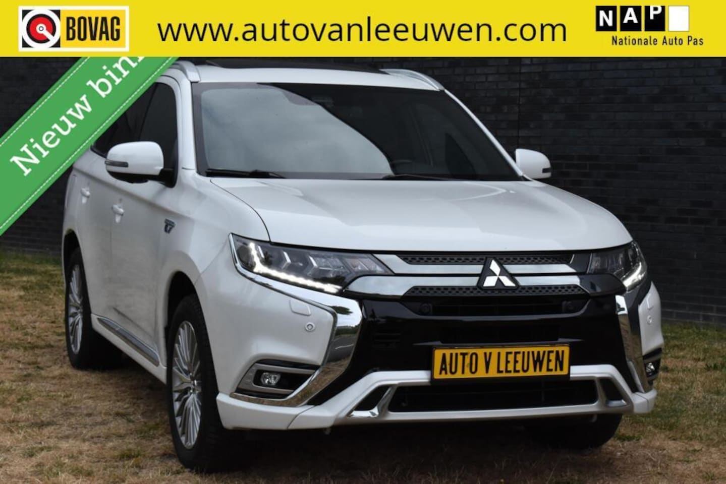 Mitsubishi Outlander - 2.4 PHEV Diamand Edition 360º/PANORAMADAK/CARPLAY/ANDROID/CAMERA/ACC/ETC,! - AutoWereld.nl