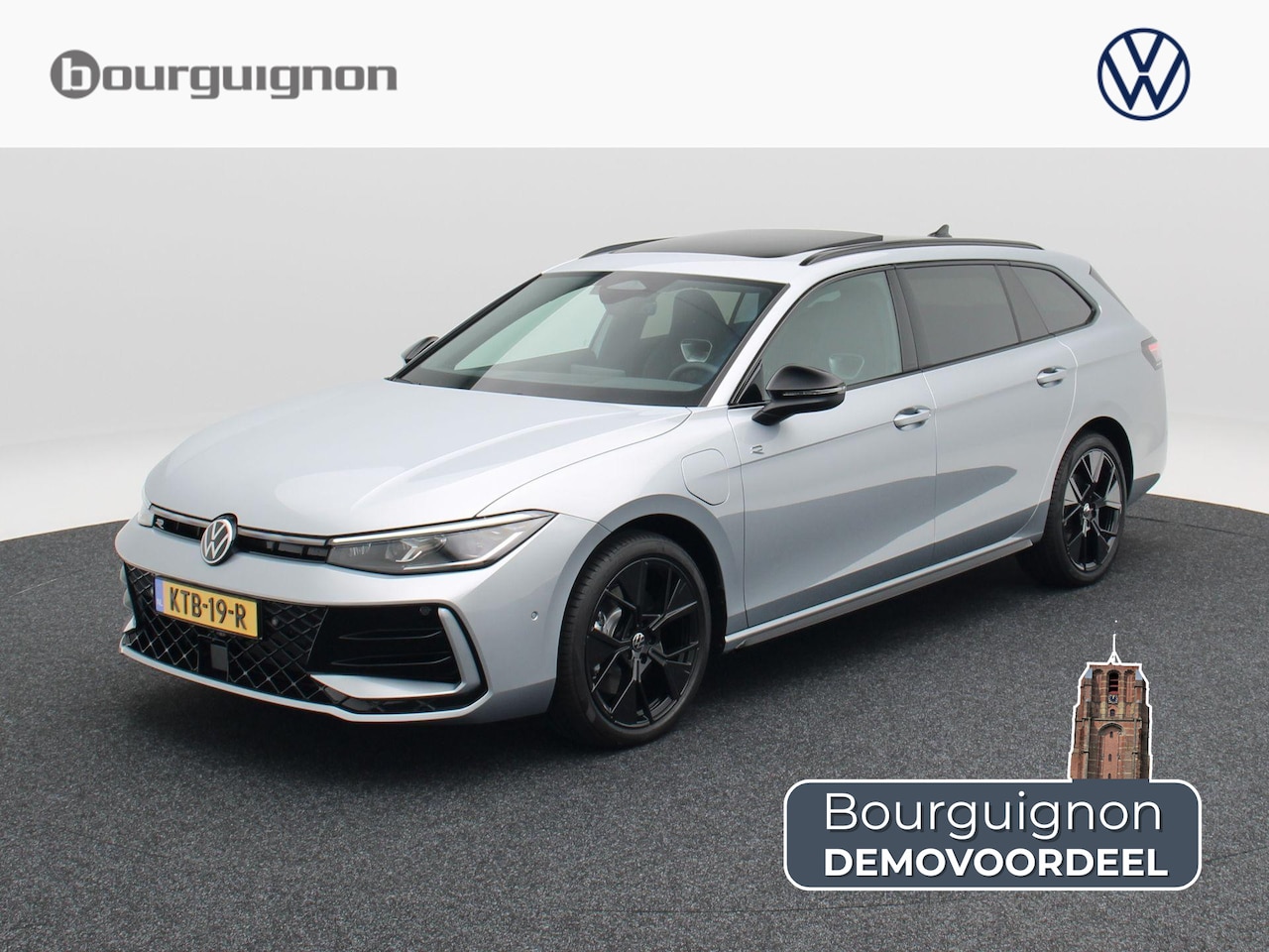 Volkswagen Passat Variant - R-Line Edition 1.5 eHybrid 204 PK | Trekhaak | Panoramadak | Black Style | Camera | 19 Inc - AutoWereld.nl