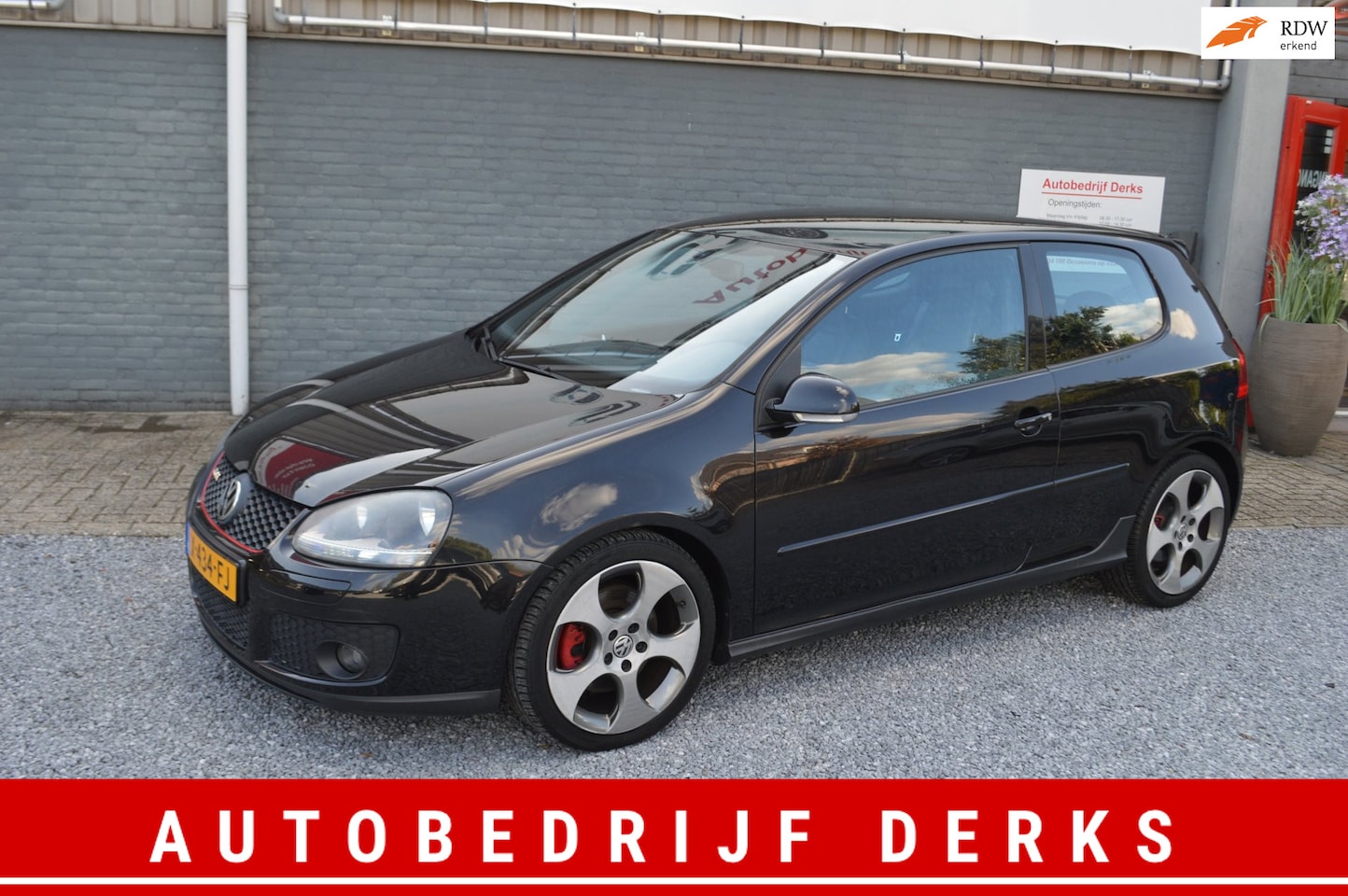Volkswagen Golf - 2.0 TFSI GTI Airco | Leer | Navi | Xenon | Nette Staat | Garantie - AutoWereld.nl