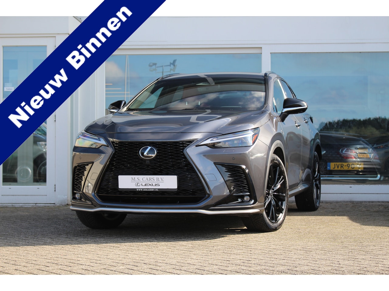 Lexus NX - 450h+ AWD F-SPORT Plug-in hybride I Trekhaak I Applecarplay I 360-camera - AutoWereld.nl