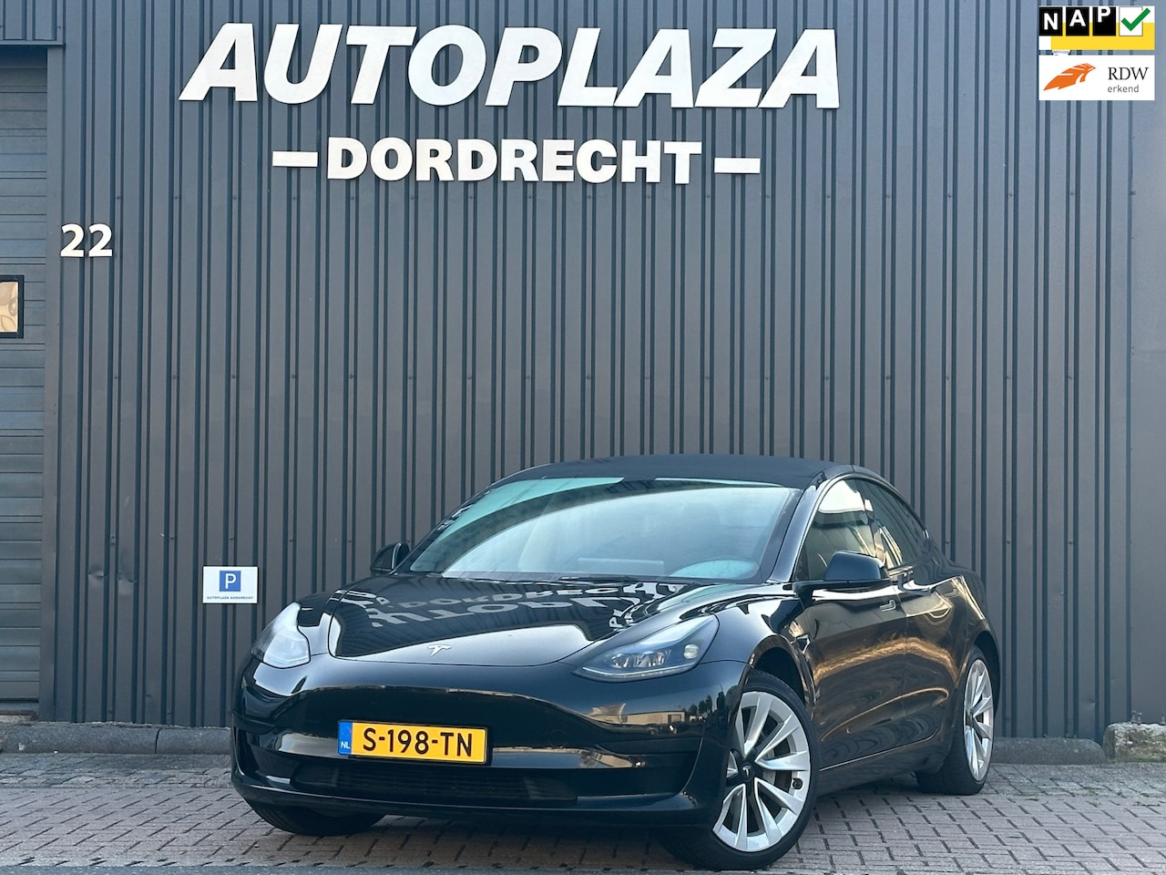 Tesla Model 3 - RWD 60 kWh WARMTEPOMP|LFP| - AutoWereld.nl