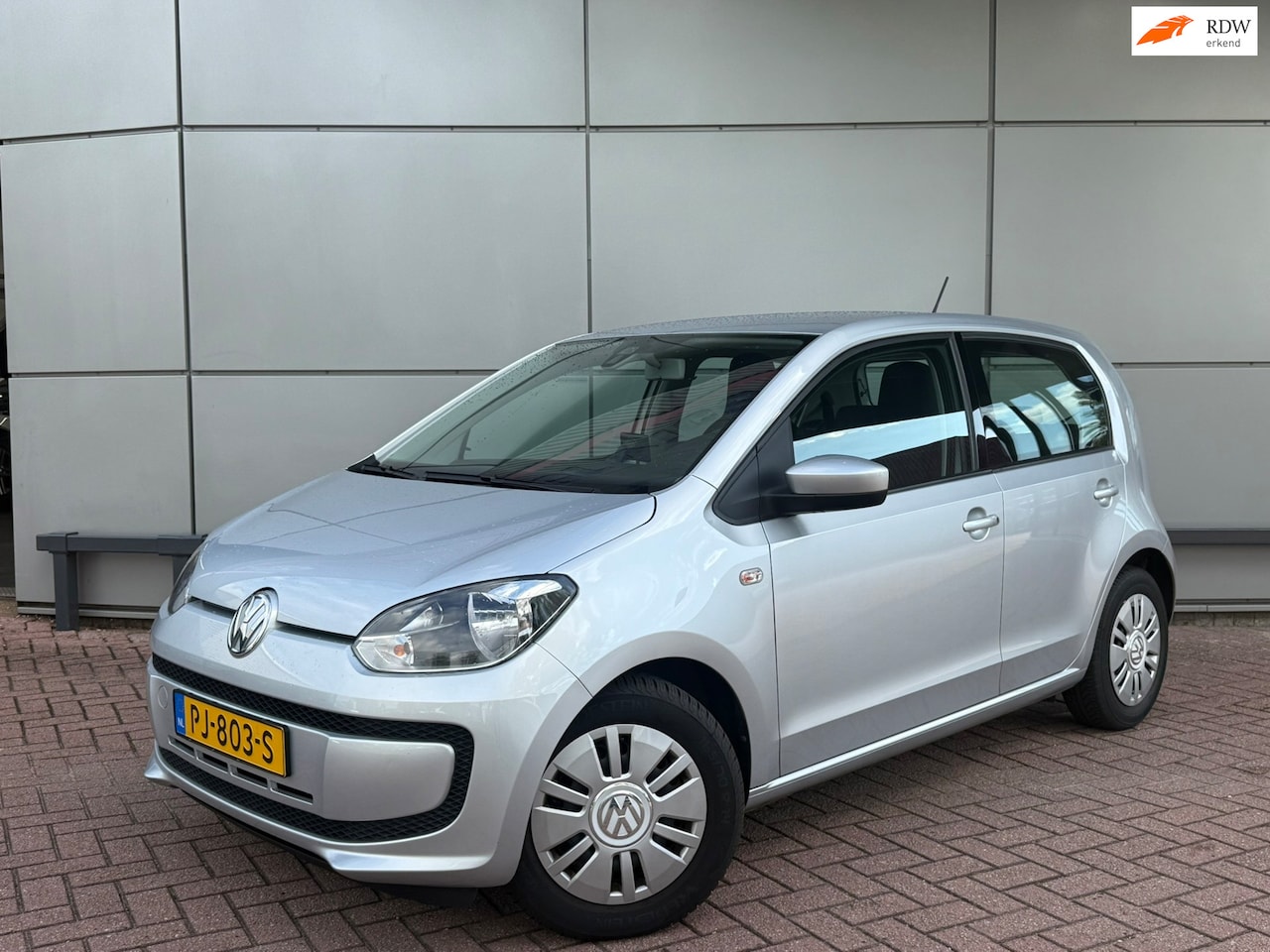 Volkswagen Up! - 1.0 high up! BlueMotion | Automaat | Navi | Cruise Control | Parkeersensoren | - AutoWereld.nl