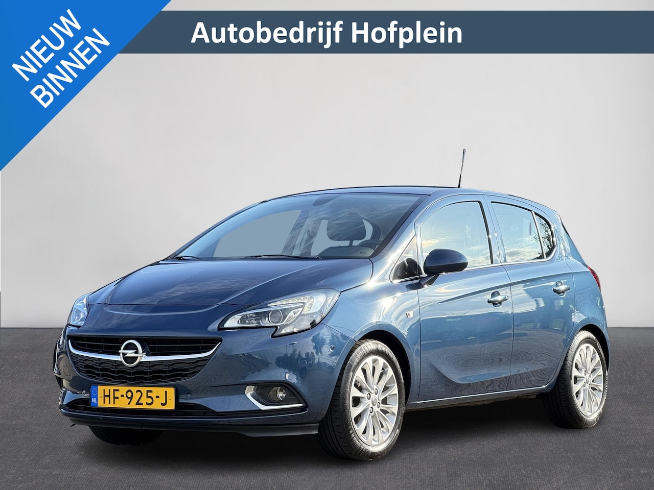 Opel Corsa - 1.4 Cosmo | NAP! | Lage Kilometerstand! | Camera | PDC voor en achter | Clima | Cruise ( A - AutoWereld.nl