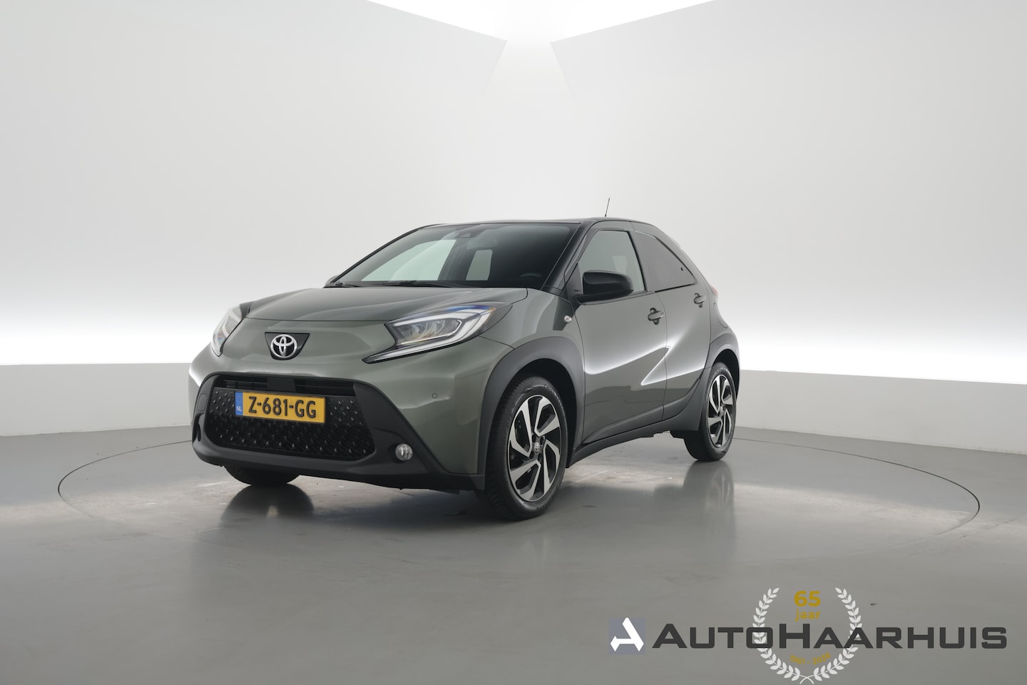 Toyota Aygo X - 1.0 VVT-i MT Envy | Rijklaar! | Adapt. Cruise | Camera | Stoelverw. | Navi | Keyless | App - AutoWereld.nl
