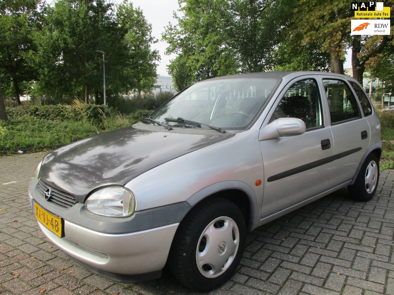 Opel Corsa - 1.2i-16V 5 drs Automaat - AutoWereld.nl