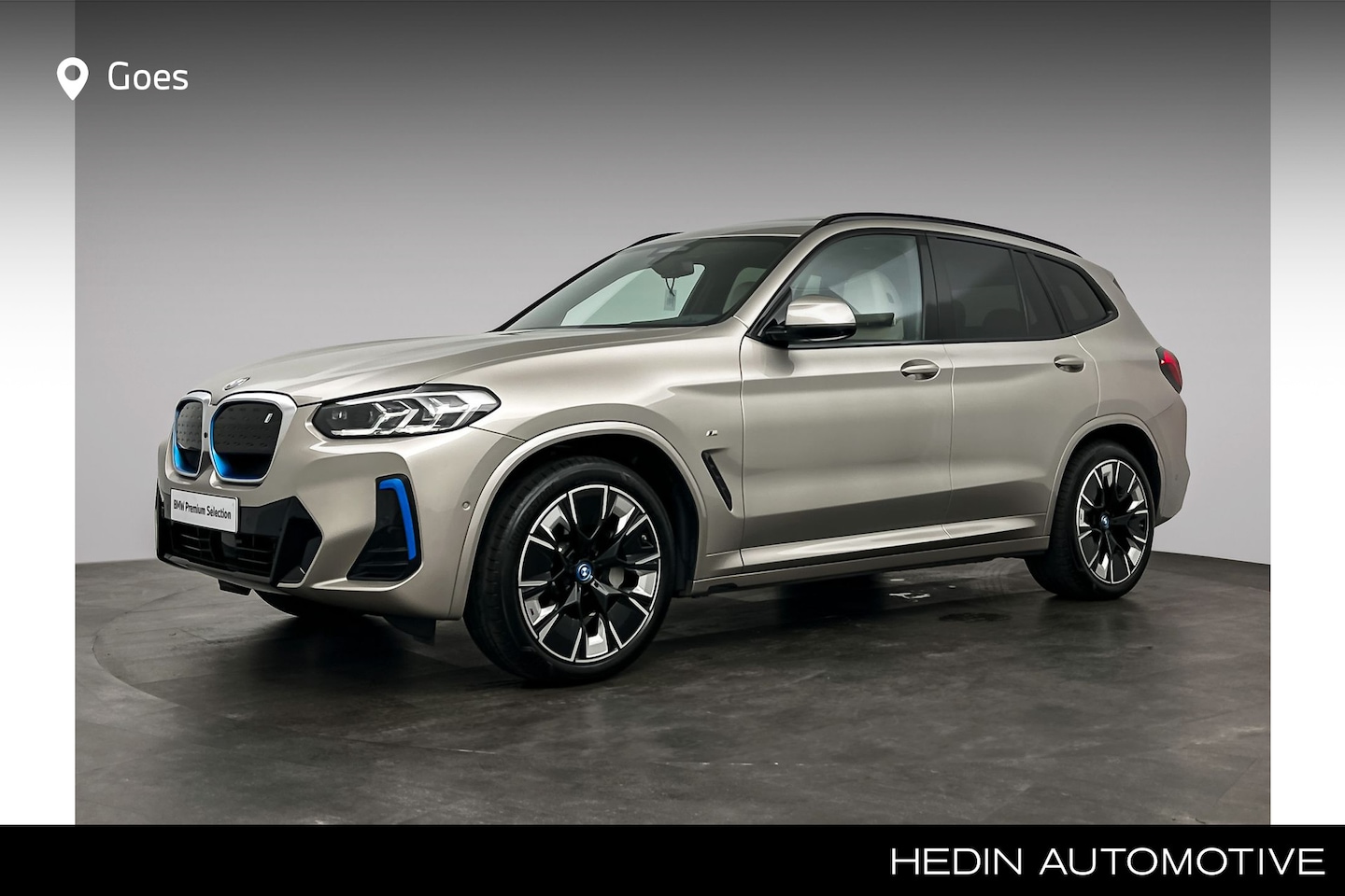 BMW iX3 - High Executive 80 kWh | Stuurwielrand verwarmd | Comfort Access | Extra getint glas in ach - AutoWereld.nl