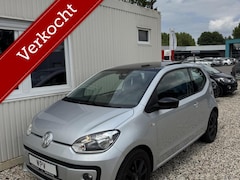 Volkswagen Up! - 1.0 CUP up Highline Pano Navigatie Stoelverw