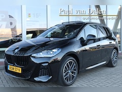 BMW 2-serie Active Tourer - (u06) 230e 326PK XDRIVE M-SPORT Panodak | Sfeerverlichting | Harman Kardon | Head Up | Liv
