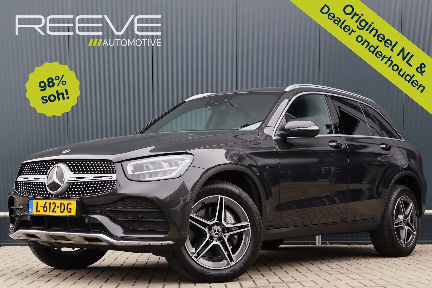 Mercedes-Benz GLC-klasse - 300e 4MATIC Business Solution AMG | 98% soh! | NL auto | Stoelverwarming | Camera | DAB+ | - AutoWereld.nl