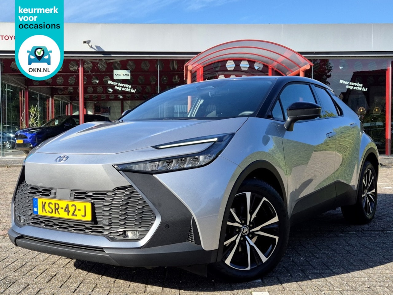 Toyota C-HR - 1.8 Hybrid 140 Dynamic Automaat | CarPlay | Bi-Tone - AutoWereld.nl