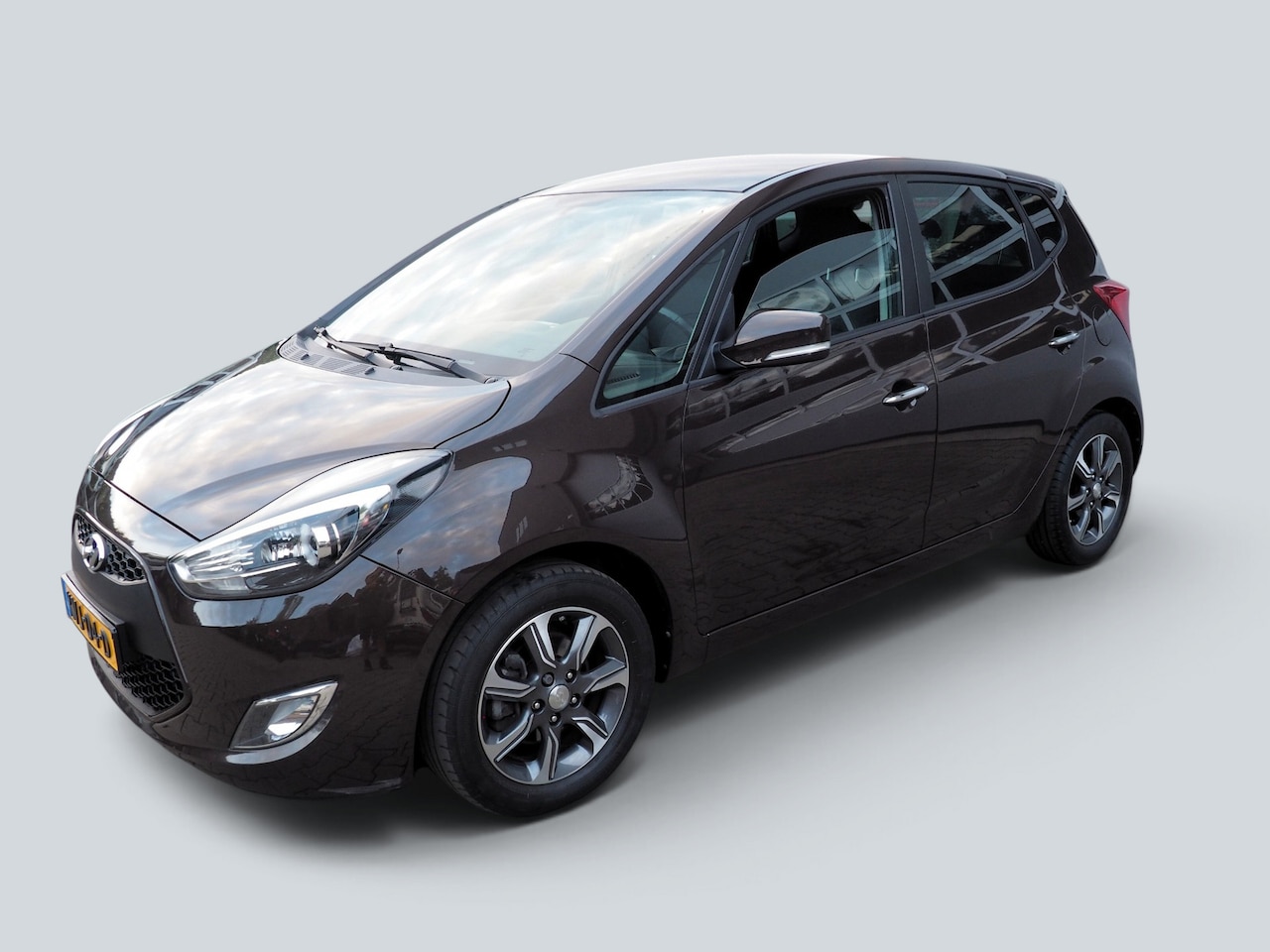 Hyundai ix20 - 1.6 Go! CLIMA CRUISE PARKEER S. TREKH. LM VELGEN