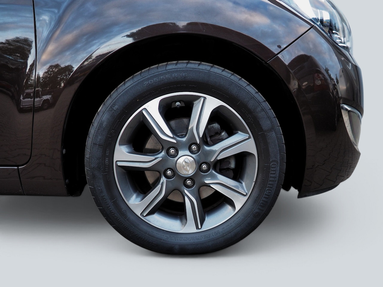 Hyundai ix20 - 1.6 Go! CLIMA CRUISE PARKEER S. TREKH. LM VELGEN