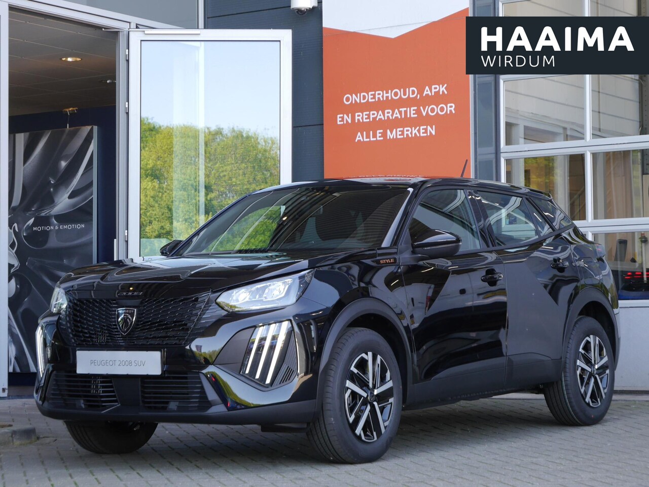 Peugeot 2008 - 1.2 Hybrid 145PK Style | 8 JAAR GARANTIE | Nieuwe auto | Climate control | Parkeersensoren - AutoWereld.nl
